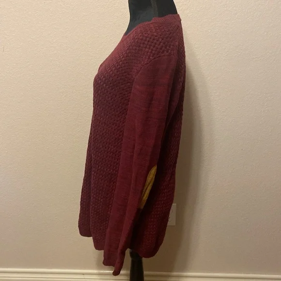 Maroon knit Long Sweater - Picture 3 of 10